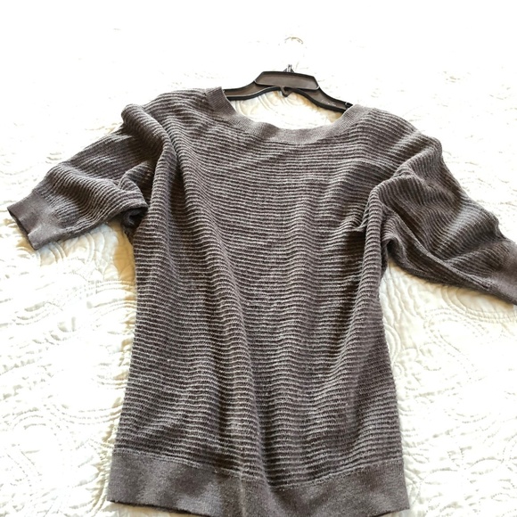 Express lightweight gray sweater - Picture 1 of 4